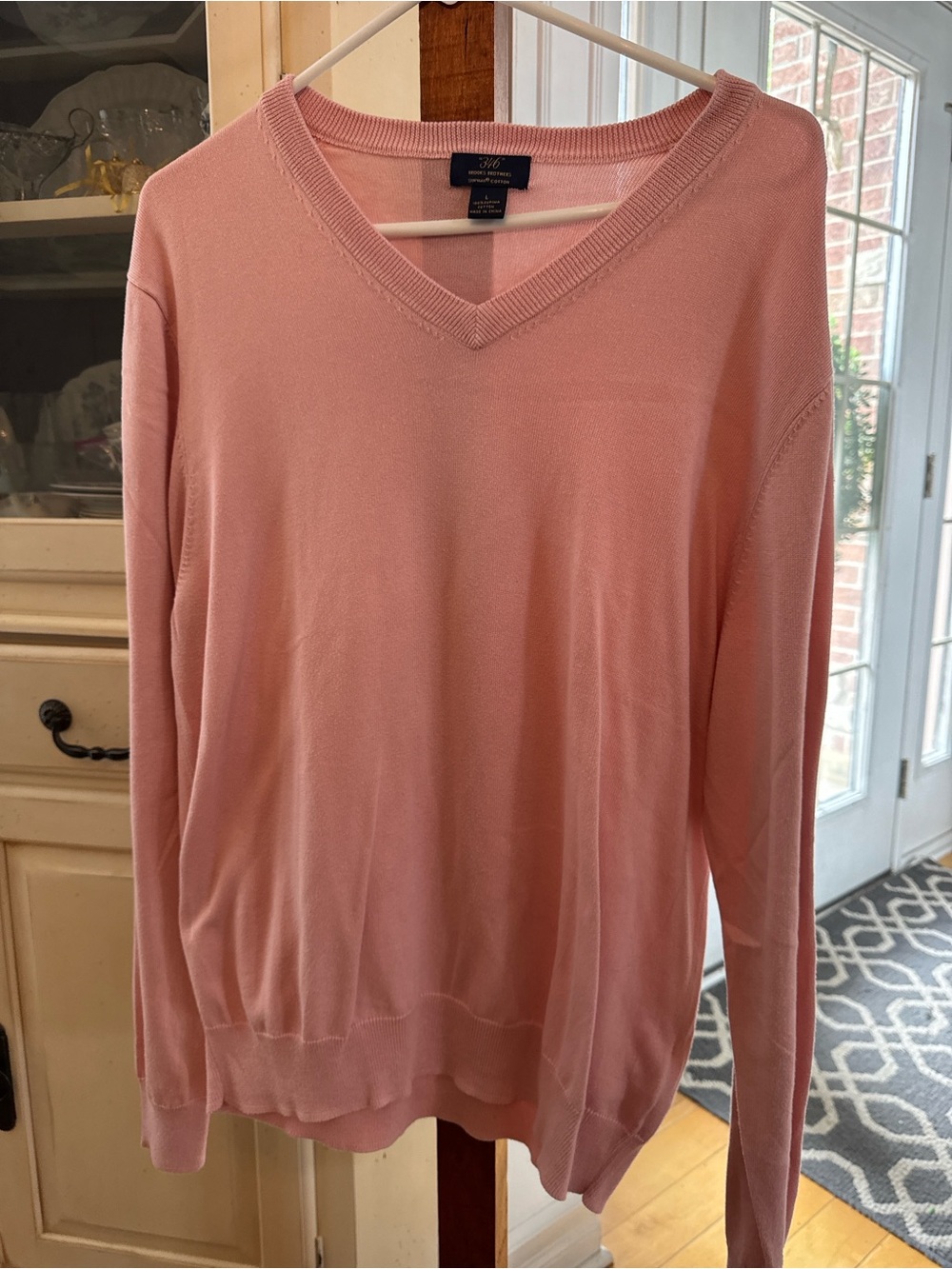 Brooks Brothers  Pink V-Neck men’s  Sweater Large
